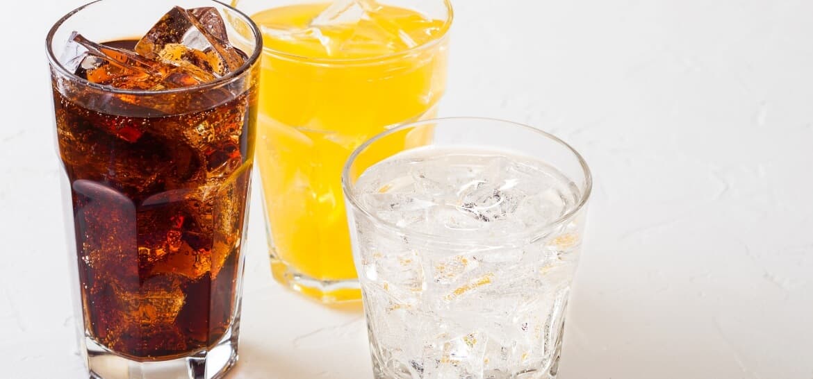 MINUMAN SODA: TEMAN ATAU MUSUH DALAM KESEHATAN REMAJA?